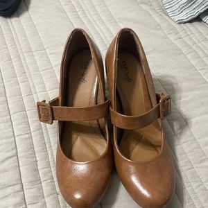 Tan 9.5 - 3.5” heel euro soft by sefft